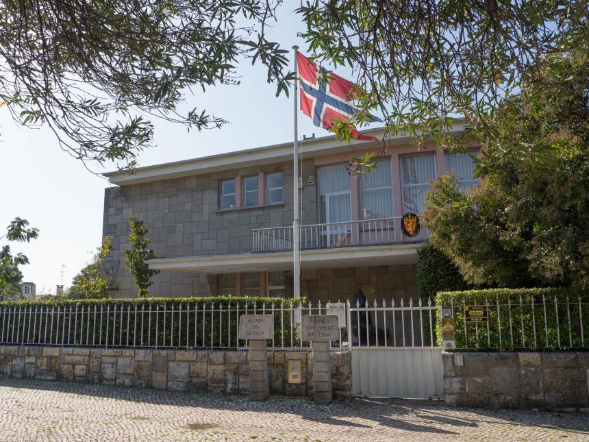 Ambassaden tar imot forhåndsstemmer fra 1. juli…